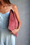 Symmetria soft clutch in rosewood: Gold / Large