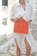 Symmetria soft clutch in coral: Gold / Large